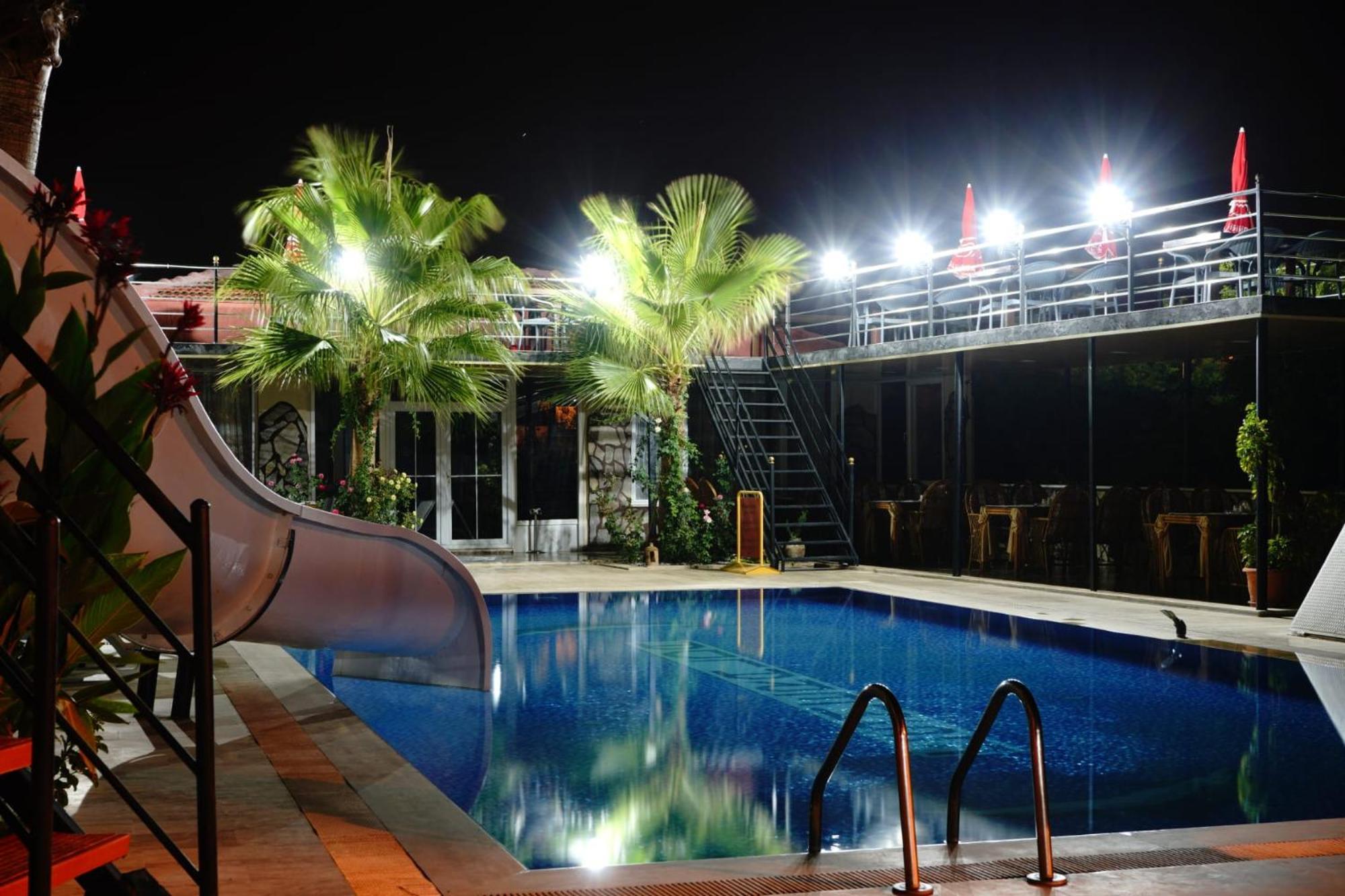 Esmeralda Butik Hotel Kizilot Exterior photo
